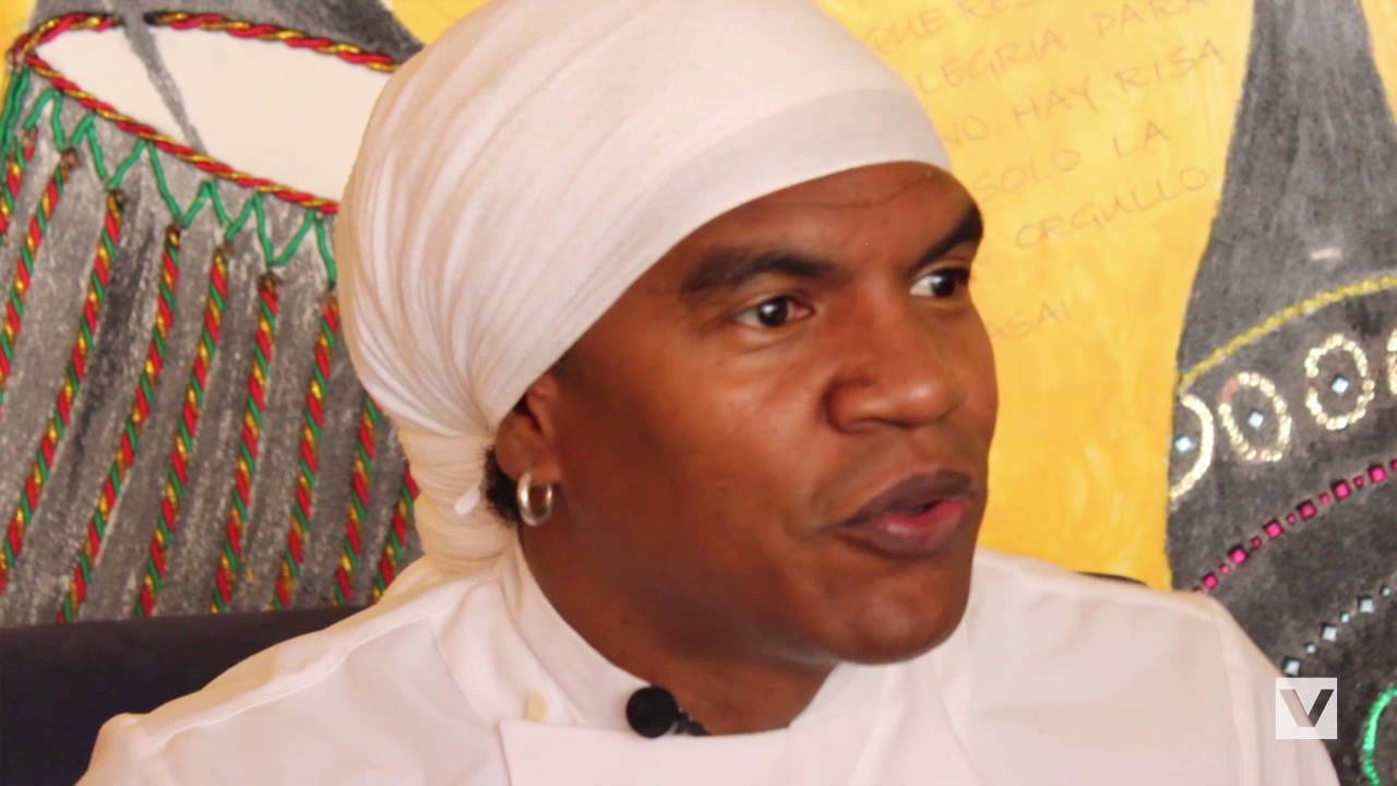 De mesero a chef - Rey Guerrero - YouTube