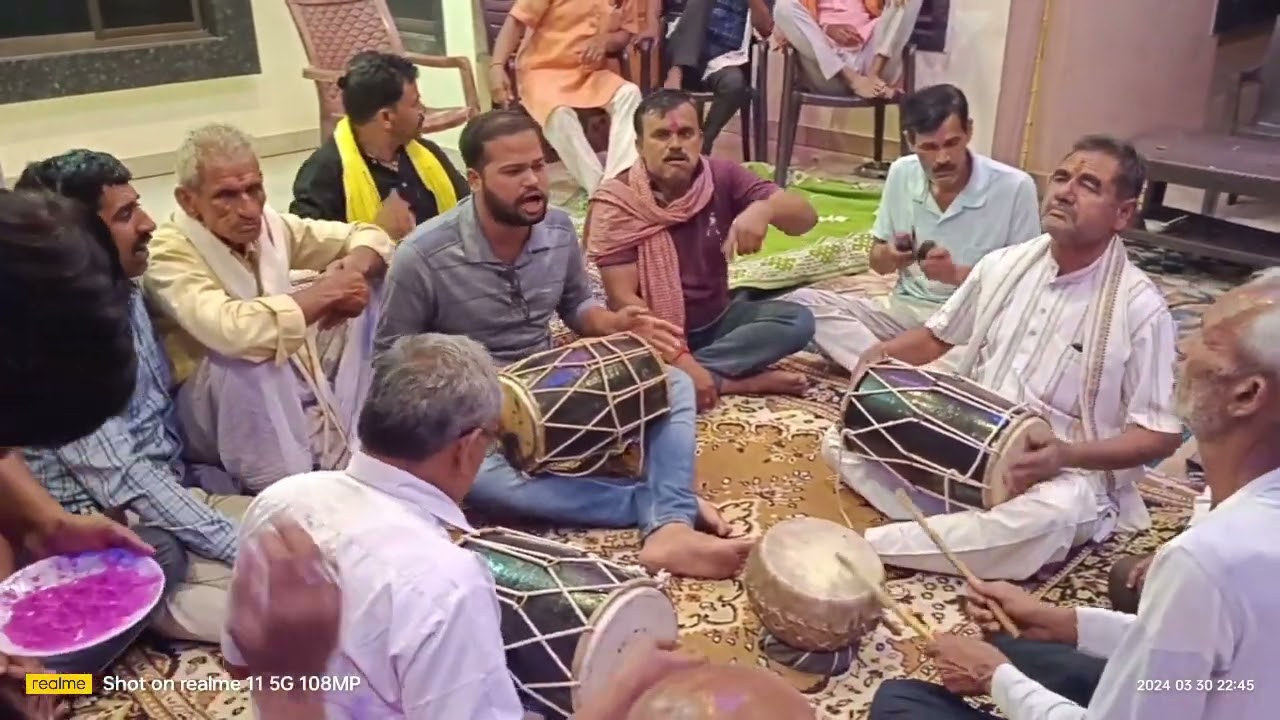 तिनताला बघेली फगुआ | पहिरे रेशमी साड़ी बगल मा झोरी लिहे | Bagheli Fagua Geet