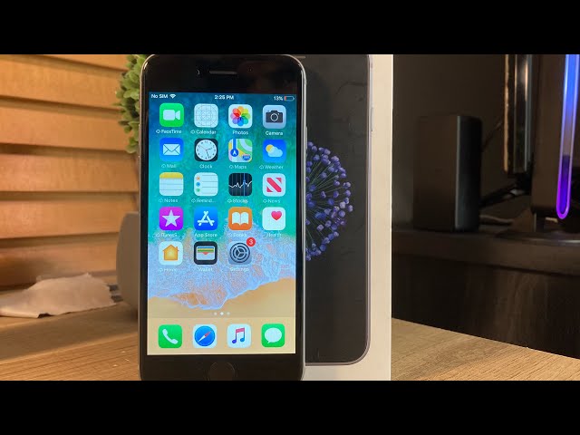 iPhone 6 in 2025. Still usable? - YouTube