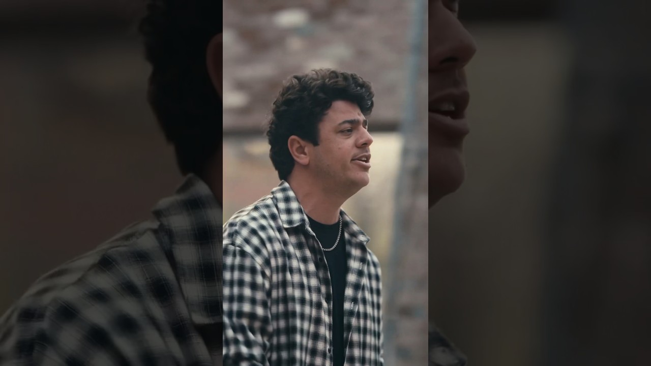 The visualizer for “Somebody for You” is OUT NOW! Watch through link in bio 