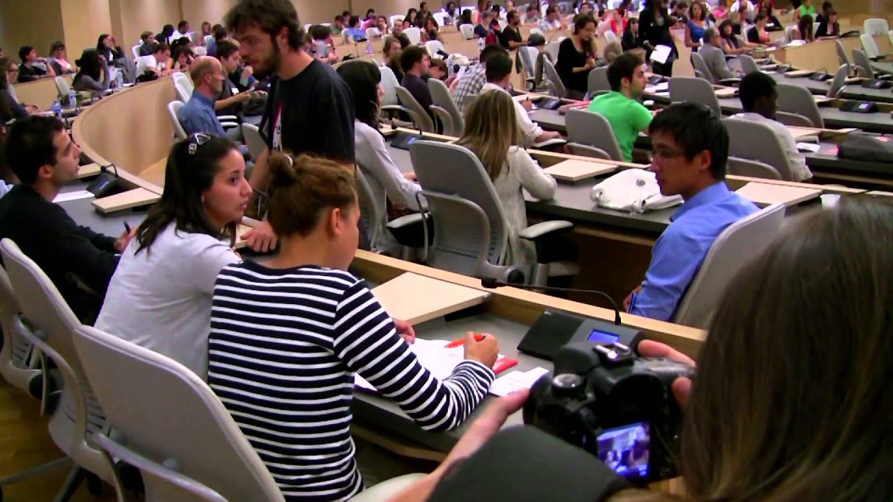 English trailer SoliTV