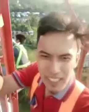 Ini ngelek ini ngelek jaringan telkomsel macam tai