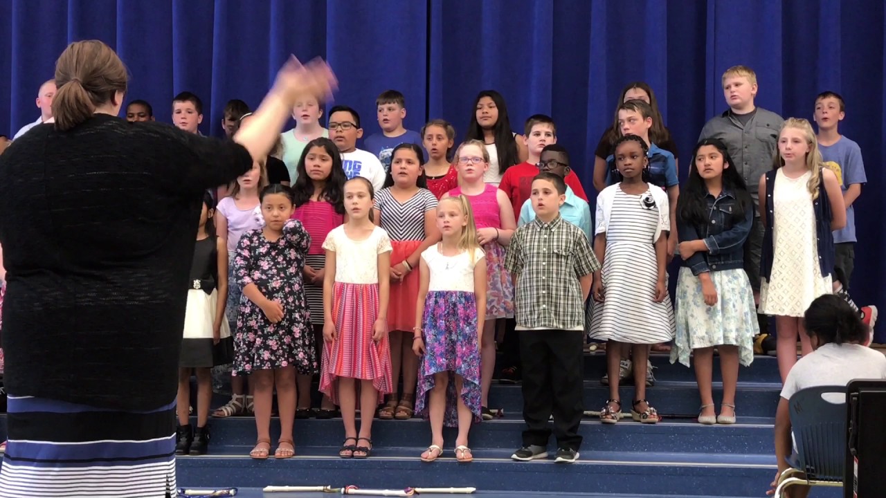Laila's 4th Grade Graduation Chorus #3 - YouTube