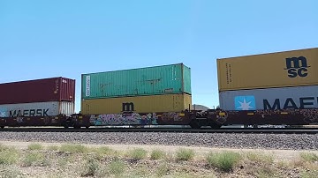 Large BNSF Port Stack in Hesperia California. Cajon subdivision MP44.#thatcurveguy #bnsf
