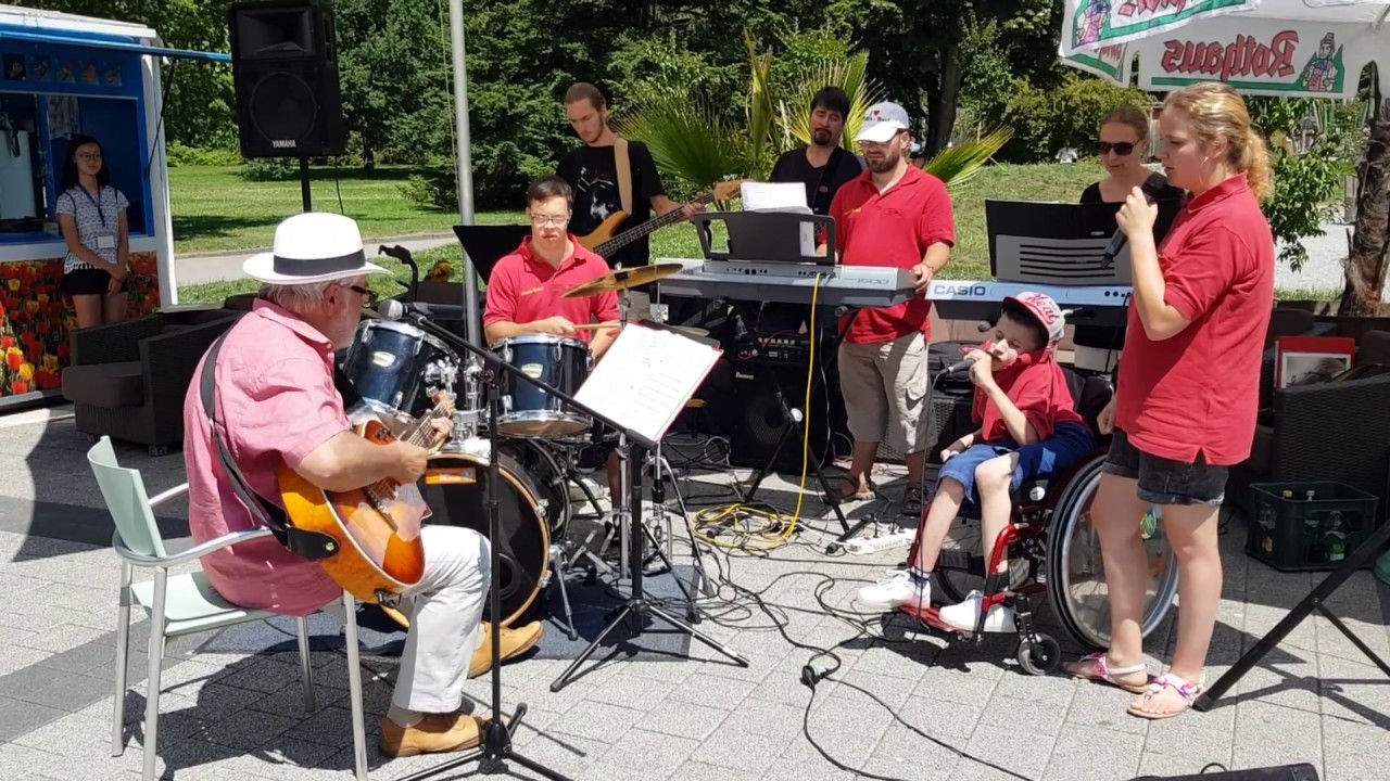 Klingende Mainau mit der Band von der Haldenwangschule