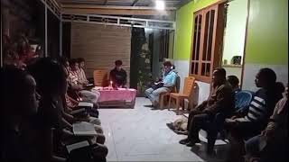 Katese bersama umat Paroki Naesleu keluarga Bapa Beni Mandoso