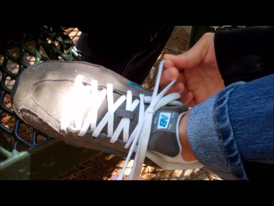 Teaching Tying A Shoe Using Backward Chaining Tie Shoes Chain Shoes Teaching Tying A Shoe Using Backward Chaining Tie Shoes Chain Shoes