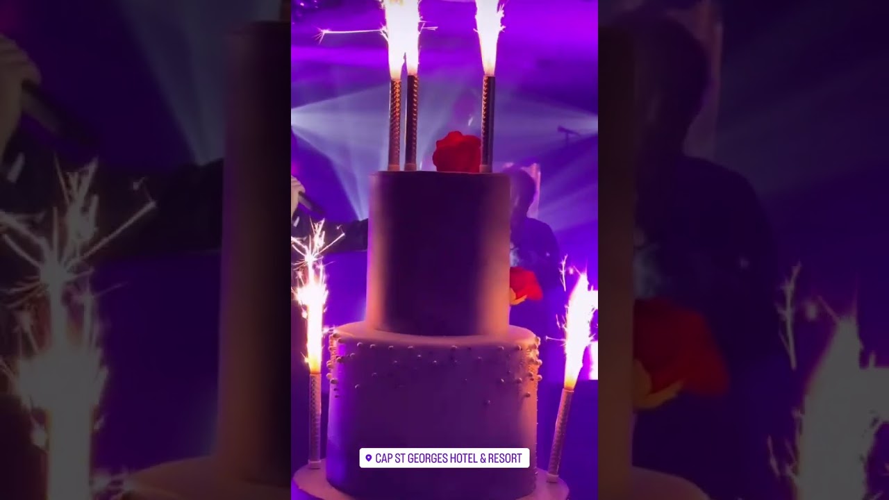 Με Σάκη Ρουβά γιόρτασε τα γενέθλιά της η Μαρίνα Στυλιανίδου