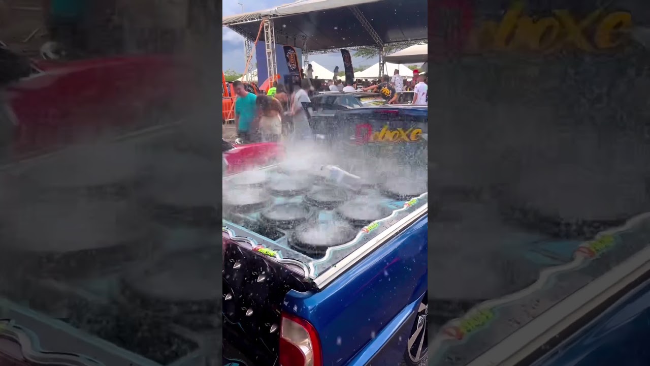 Saveiro deboxe tocando com água no grave