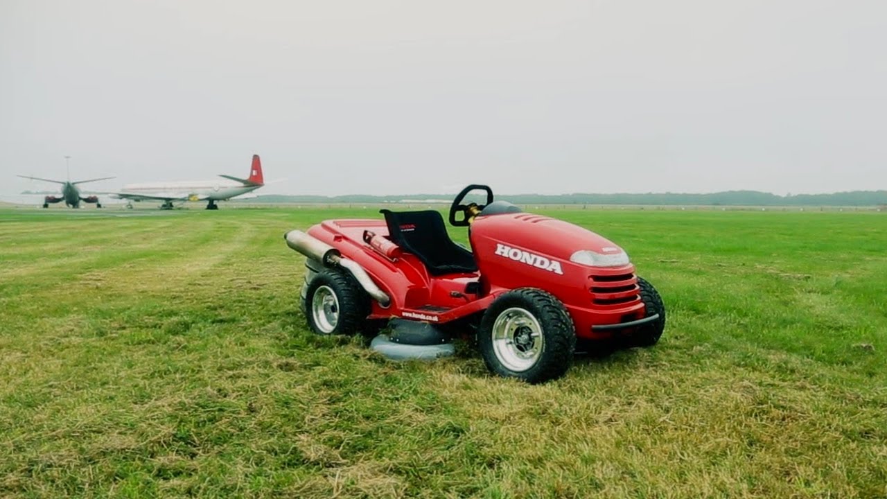 Honda grass mower