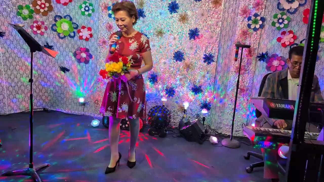 Chiều Cuối Tuần-Lệ Thúy Tb