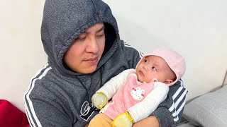 Download Lagu Baby Banh Bao's expression was SO FUNNY when didn't recognize Dad MP3