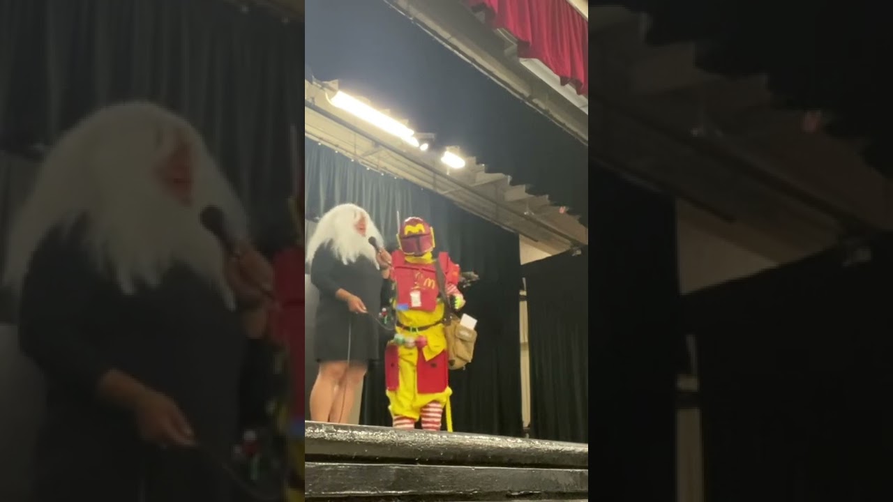 The McDalorian takes the stage at Fangaea 2022