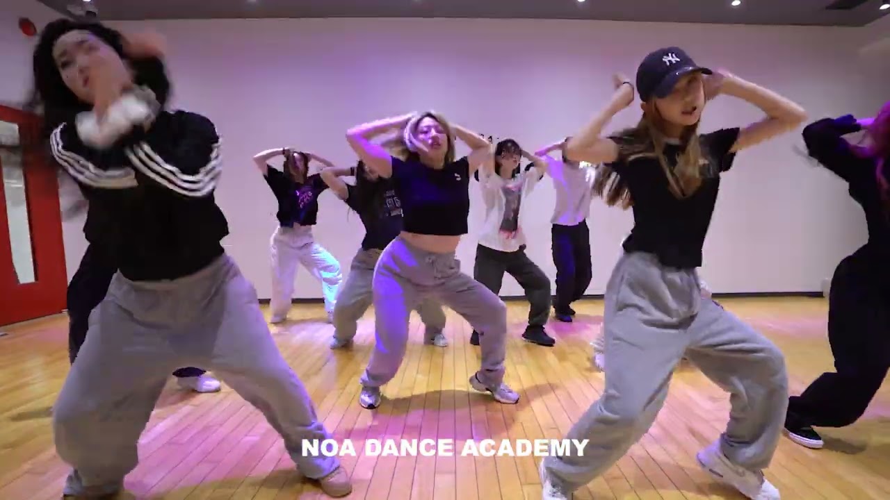 お蜜先生 - ジャズファンクダンス（JAZZ FUNK）スクール