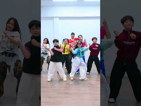 Follow us #shorts #dance #nhảy #lecirque #minhx