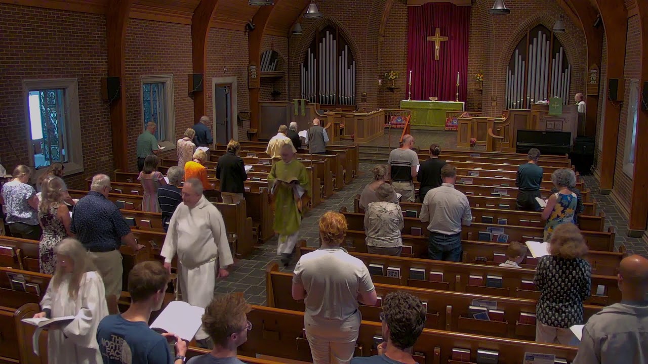 Worship at Emmanuel Episcopal Church