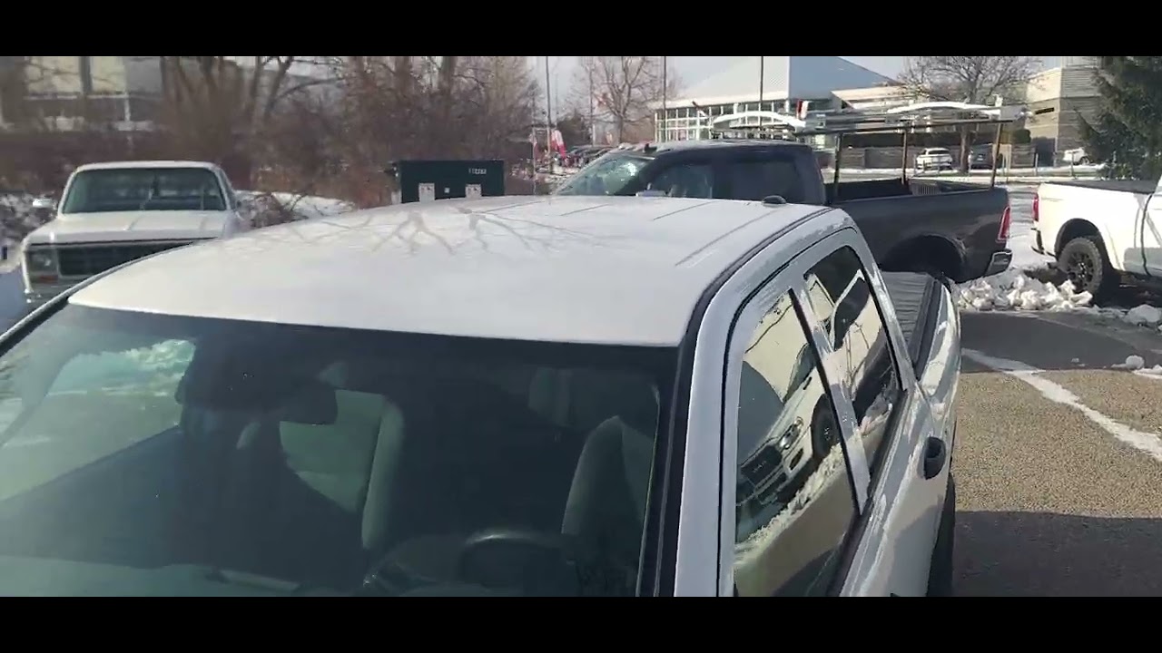 2019 RAM 1500 CLASSIC SXT PLUS CREW CAB 4X4