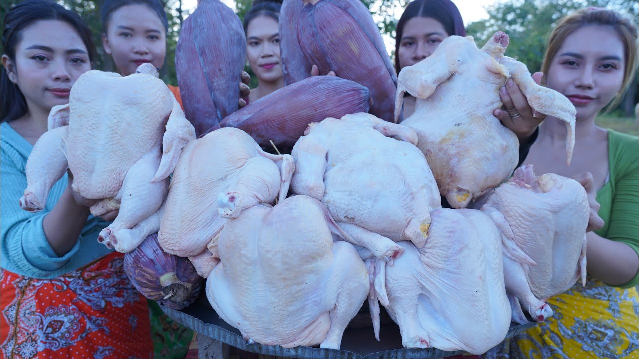 Chicken roasted with banana flower cook recipe and eat - Amazing video