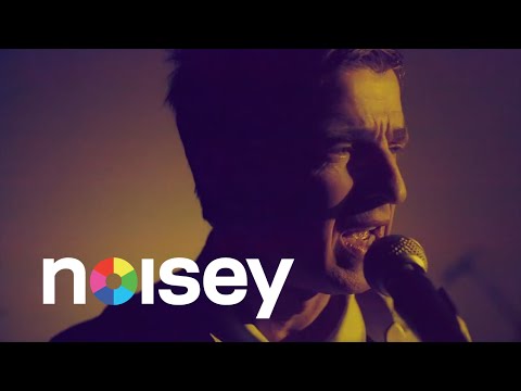 Noel Gallagher&#039;s High Flying Birds &quot;In The Heat Of The Moment&quot; (Official Video)