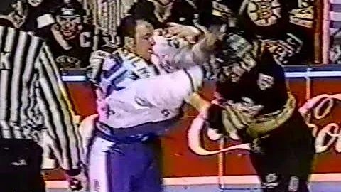 Lyndon Byers vs Jacques Mailhot Jan 8, 1989