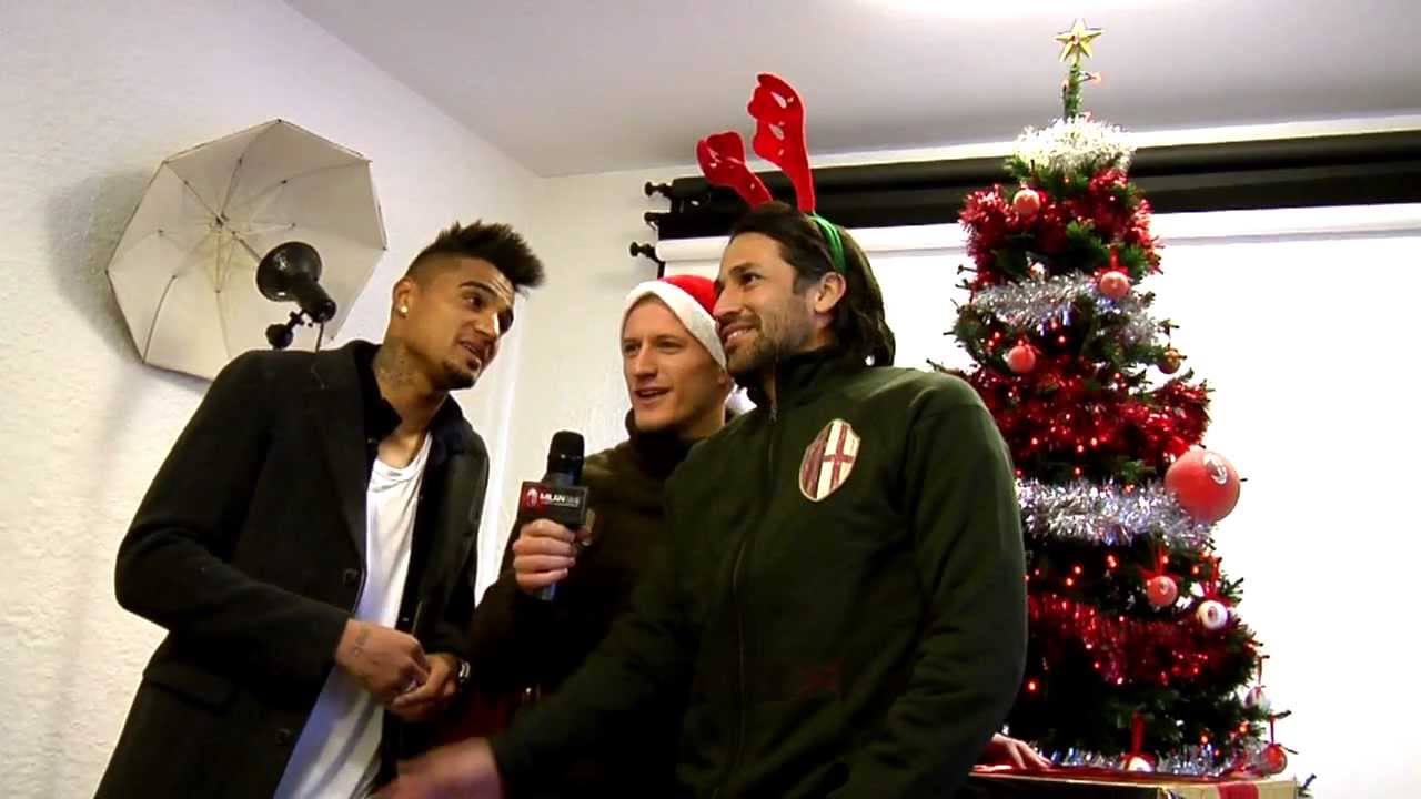 All I want for Christmas is... AC Milan! - YouTube