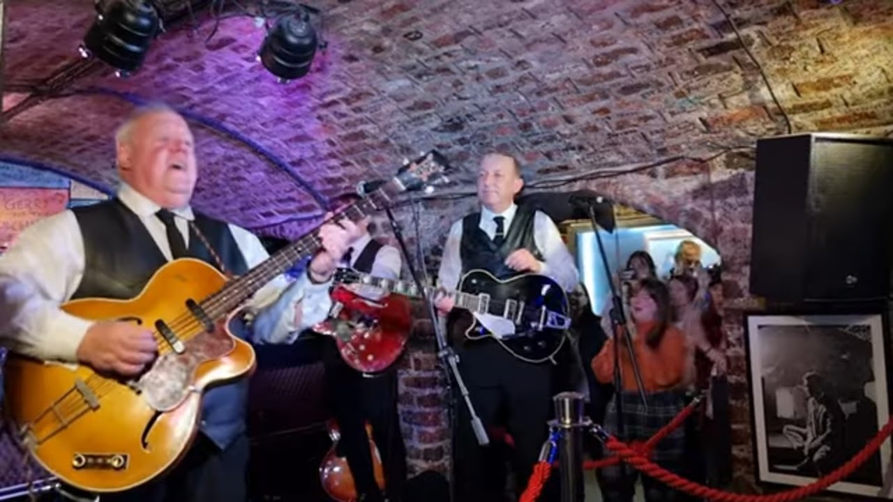Клуб «Пещера», Ливерпуль. The Beatles…