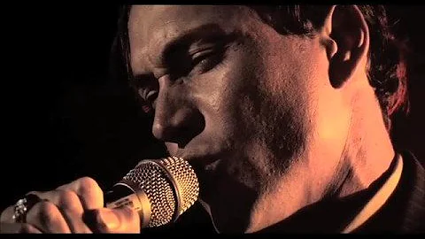 Chris Klein Sings F*#cked Up Love Song