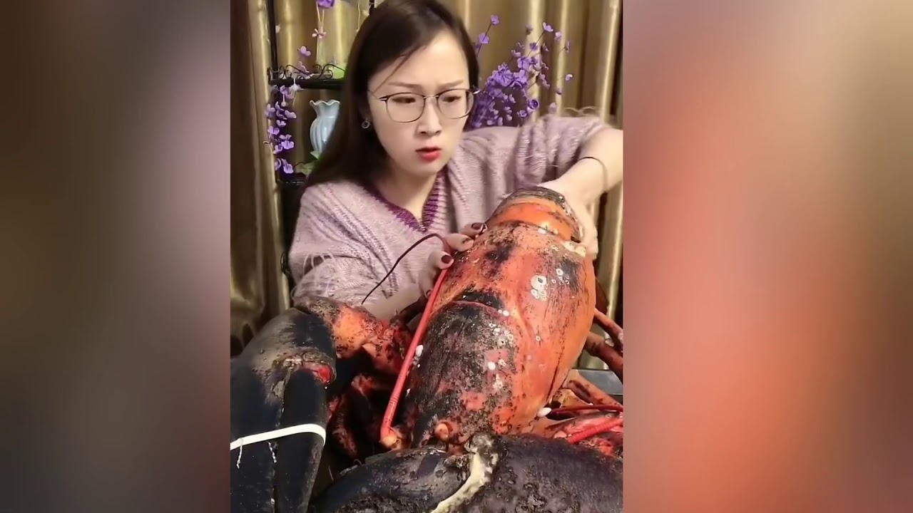 Eat giant lobster 🦞 YouTube