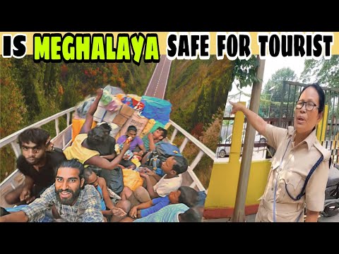SOLO HITCHHIKING NEAR BANGLADESH BORDER