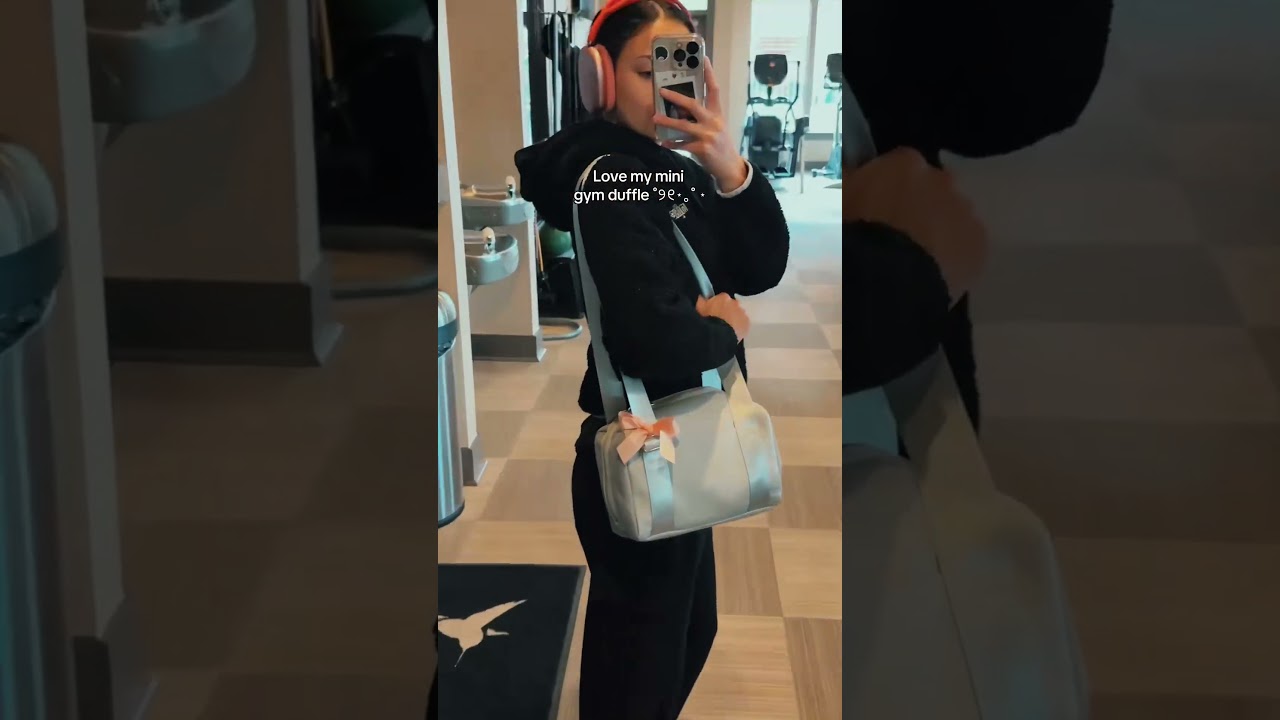 Obsessed with this Mini Gym Duffle Bag! Love the 2 Ribbon Bow Options!