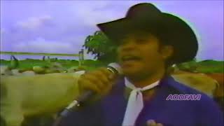 JESUS MORENO  -  EL REY DEL PASAJE - MUSICA LLANERA -  VIVO - 1983