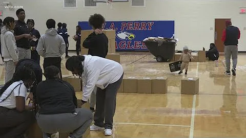 Urban League distributes food boxes ahead of holidays