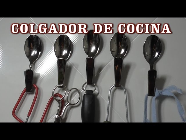 COLGADOR PARA COCINA HECHOS DE CUCHARAS - DANGLER MADE WITH RECYCLED SPOON  