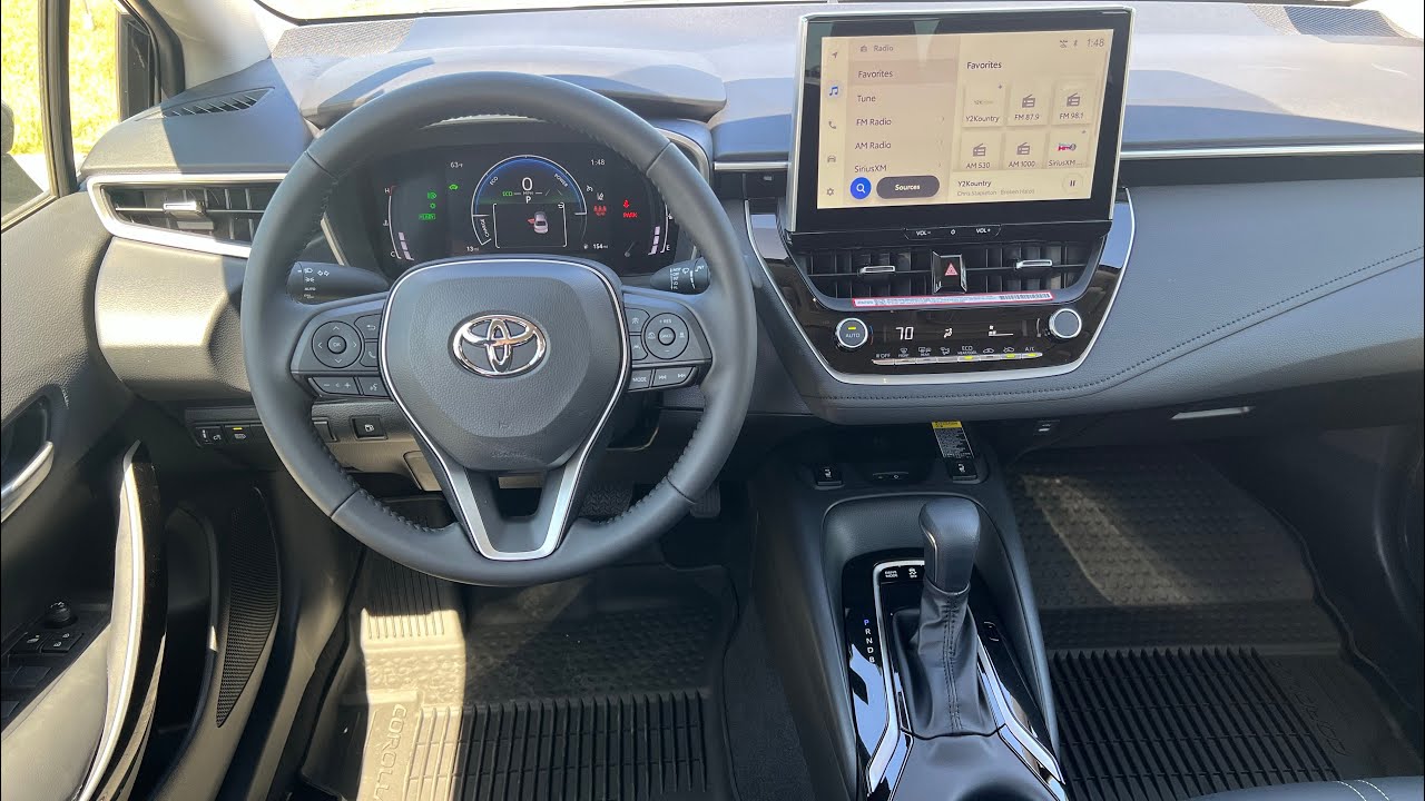 Полное руководство по кнопкам Toyota Corolla Hybrid XLE 2025 года