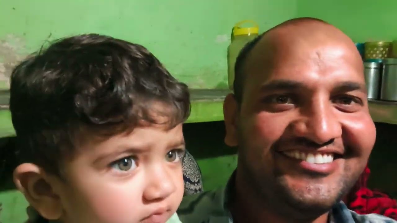 छोटी बेटी को बुखार आ गया 🥺❤️