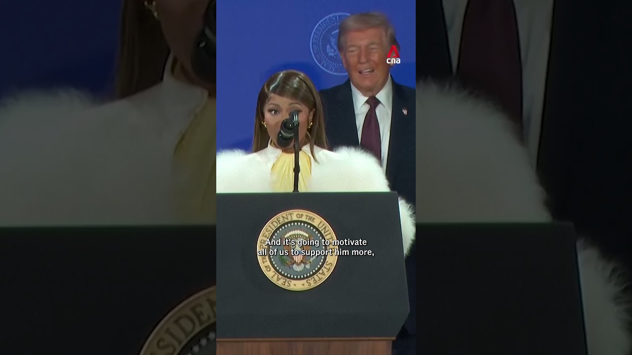 Rapper Nicki Minaj says she's Trump's 'No 1 fan'