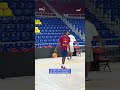 Audie Norris y Will Clyburn, compartiendo este momento en la sesión del Barça 🤝#PlayoffLigaEndesa