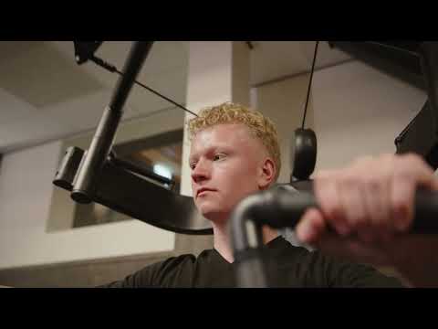 Technogym Biocircuit bij Max Health Club Aan de Vliet (SUBTITLES)