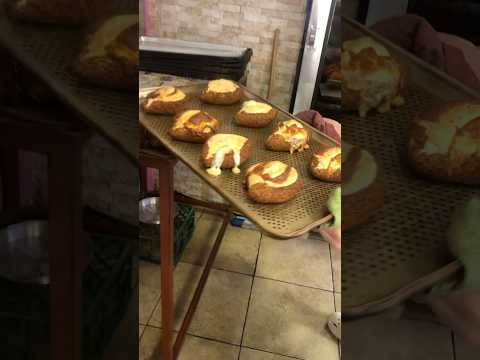 BU DÜKKANA SAHİP