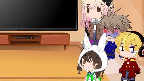 {MCYT} |Reacting To Random Videos|