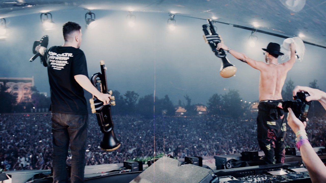 Dimitri Vegas & Like Mike & Timmy Trumpet & Sub Zero Project - Move Your Body