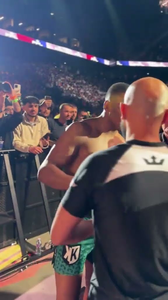 Well, that's one way to hype yourself up before a fight ? #MMA #PFL #Shorts