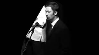 Sesimde Şarkısı Aşkın Figân Olup Gidiyor Resimi