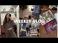 weekly vlog | book haul (fantasy, romance, etc) | gym bag essentials &amp; reno updates !