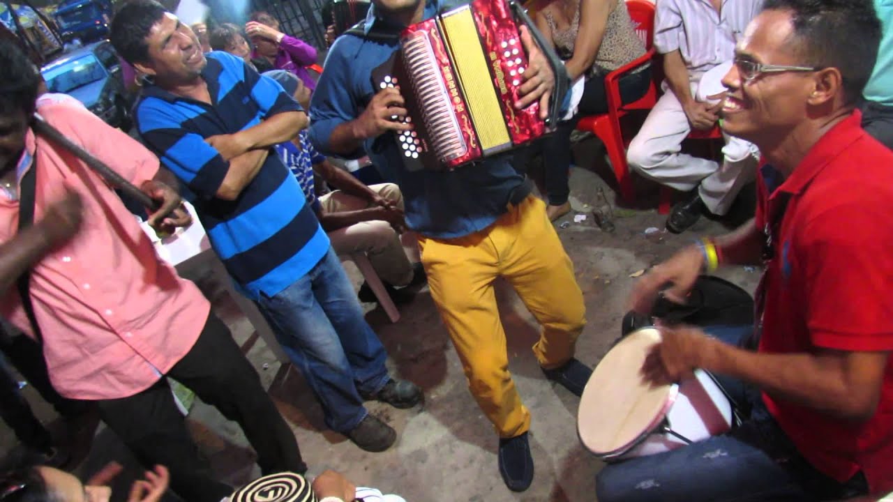 JOSE ABEL VILLADIEGO / PASEO