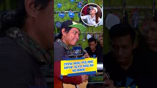 CREW UANG KAGET NYANYIIN MPOK ALPA LAGU ROMANTIS MALAH DI USIR #shortviral #uangkaget