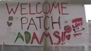 Patch Adams - Clowning Around