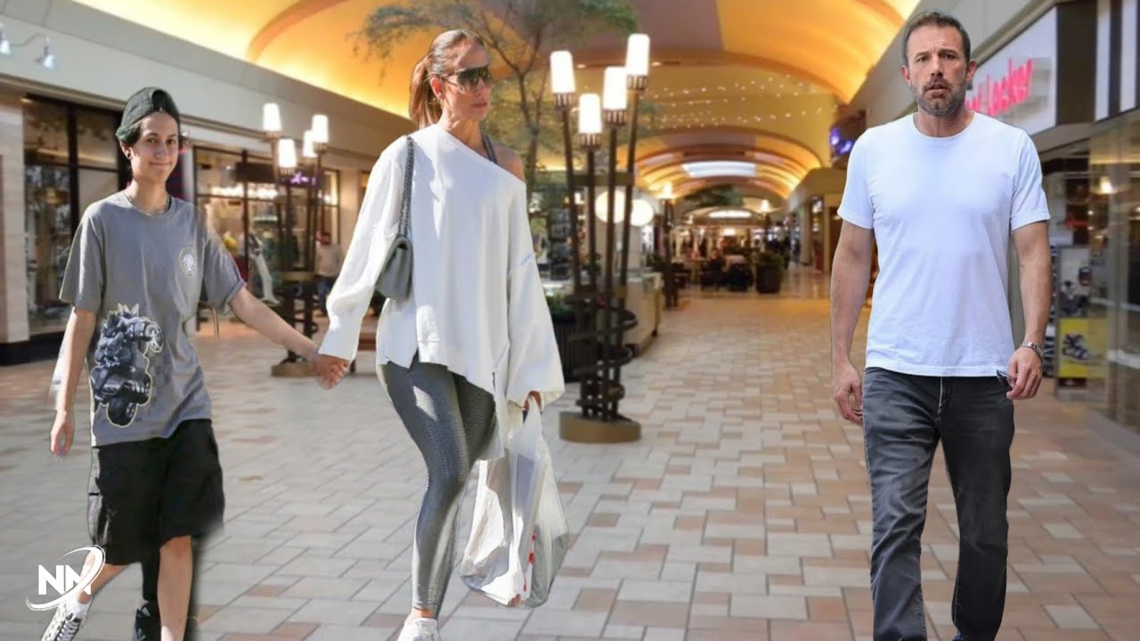 Jennifer Lopez treats divorce stress from binge-shopping - YouTube