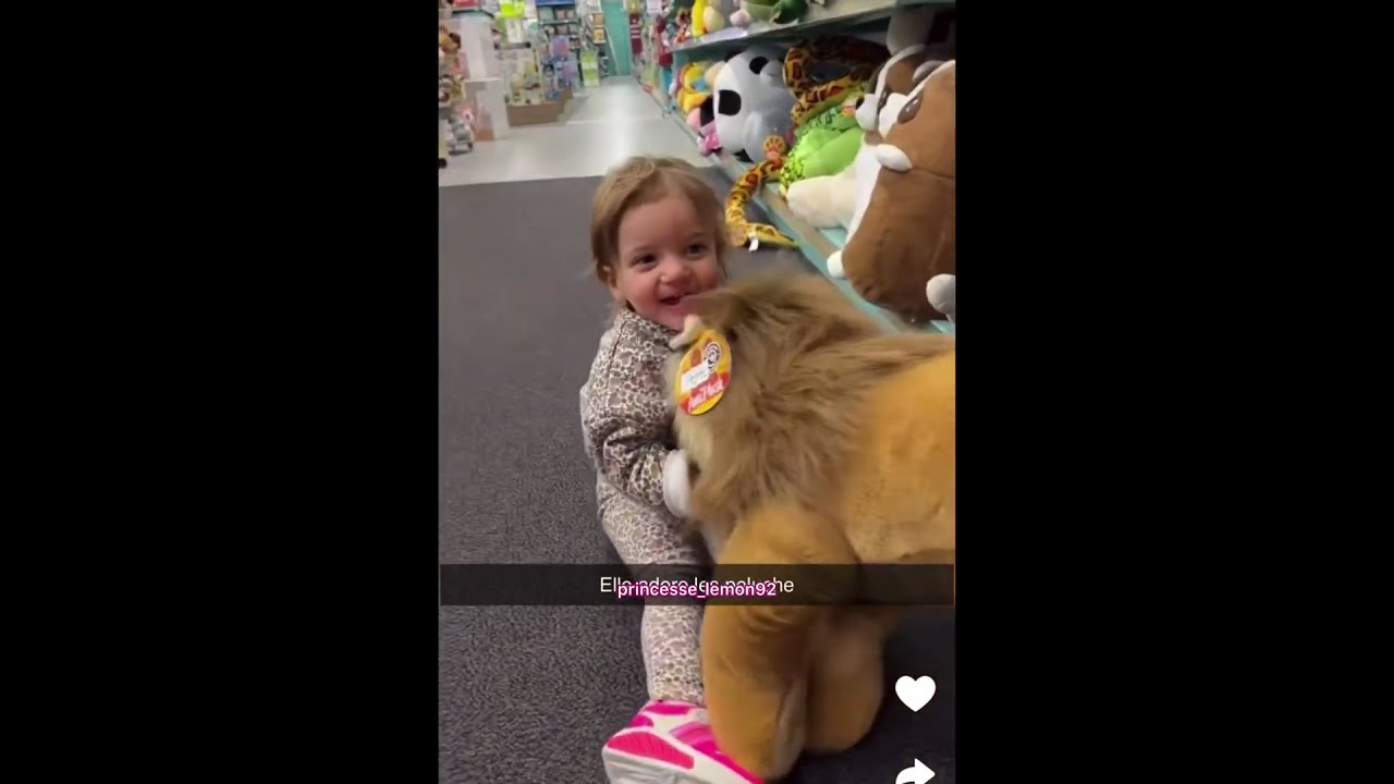 Vincent Queijo off, Paga et ses filles, victoria Mehault et Lio Maddy Burciaga benji Samat Stephanie