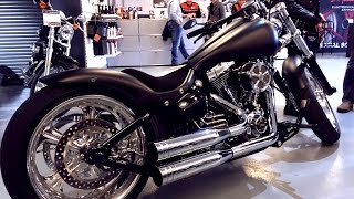 Harley Davidson Breakout Softail FXSB Custom Show